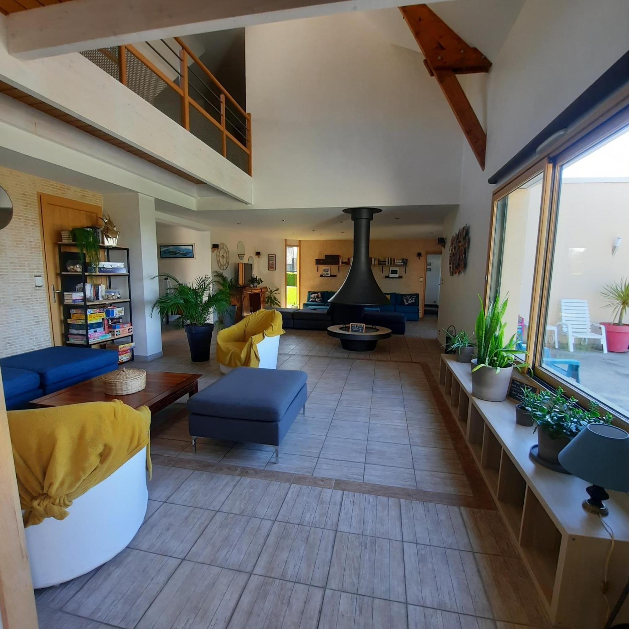 Magnifique Villa Avec Piscine Interieure Saint-Pois Zewnętrze zdjęcie