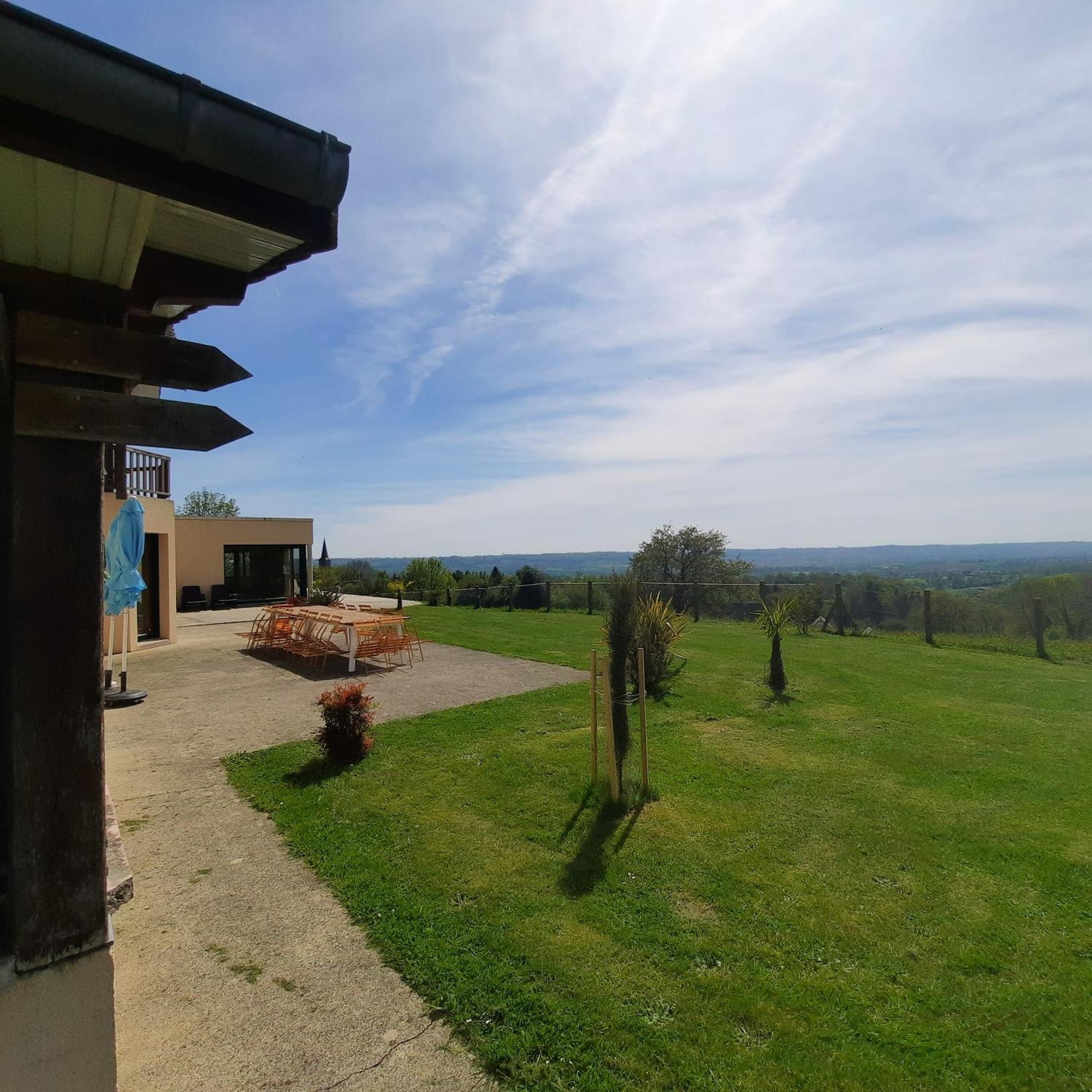 Magnifique Villa Avec Piscine Interieure Saint-Pois Zewnętrze zdjęcie